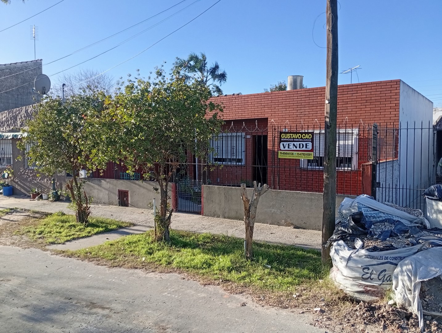 casa con depto en LAVALLOL